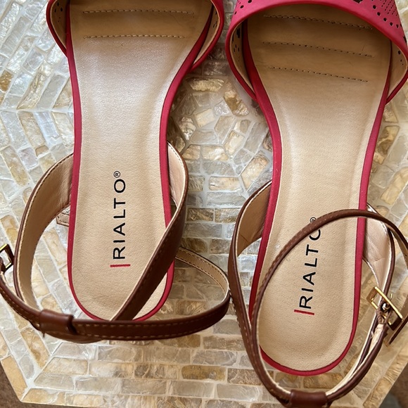 Rialto Red Suede Shoes - Picture 4 of 6